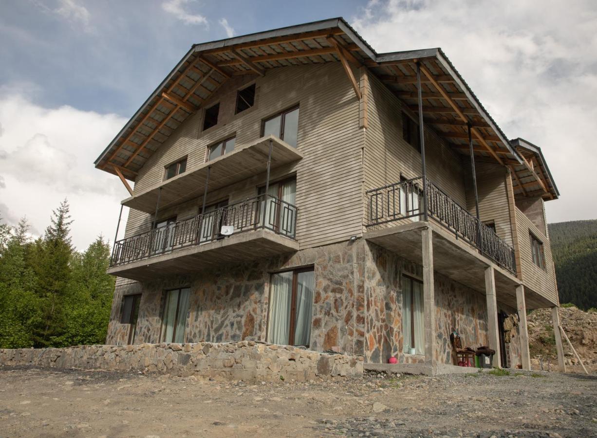 "Panorama" Kakhri Hotel Mestia Exterior photo